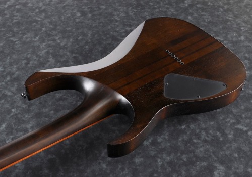 Exploring the Differences Between Bolt-On and Set Neck Modern Guitars